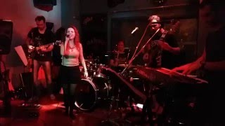 Long train running – Doobie Brothers (Cover by The Full House Band )